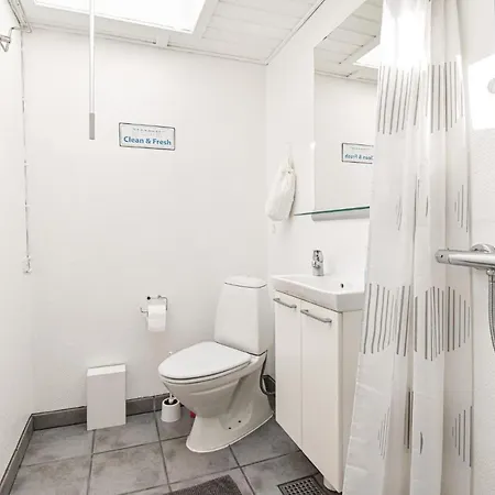 Vakantiehuis Nice In W/ 1 Bedrooms Otterup
